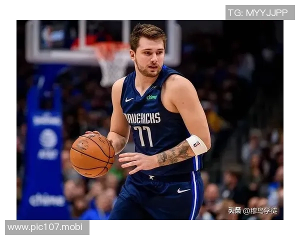 第三节独行侠进攻停滞 东契奇持球过多 第三节独行侠进攻停滞 东契奇持球过多